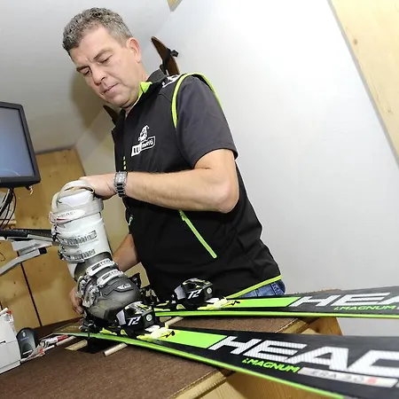 Appartments Urmonti 쉬룬즈