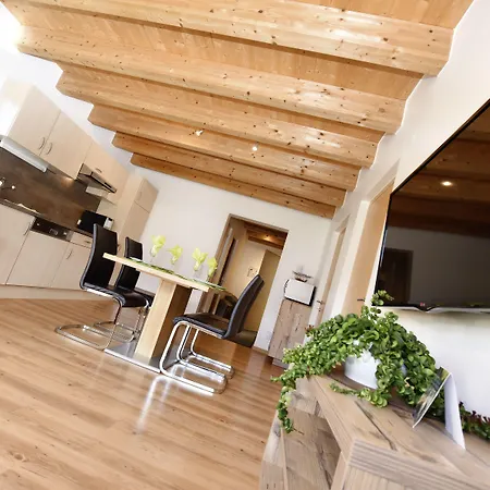 Appartments Urmonti *