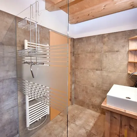 Appartments Urmonti *