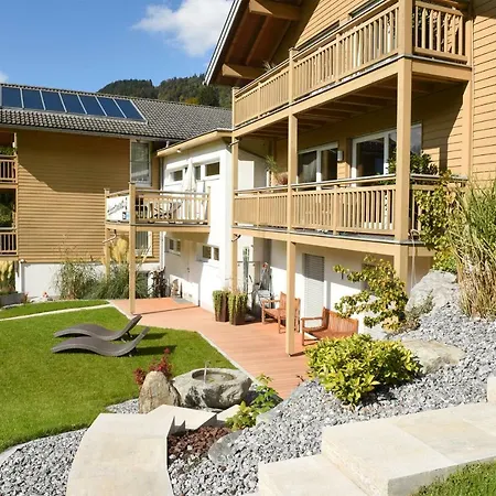 Appartments Urmonti 쉬룬즈