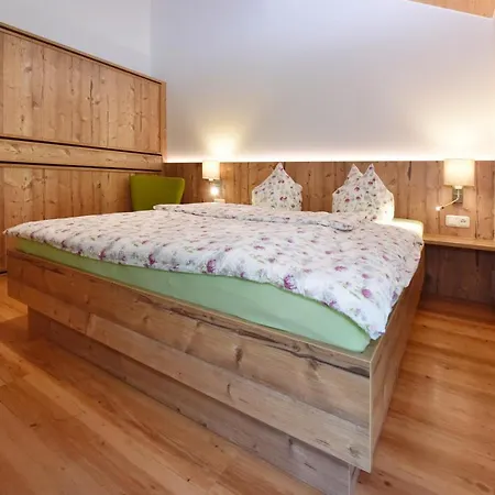 Appartments Urmonti 쉬룬즈