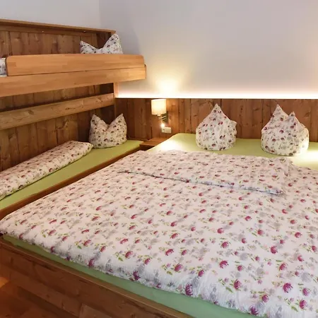 아파트 Appartments Urmonti *